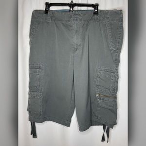 Men’s Roebuck & Co. Cargo shorts